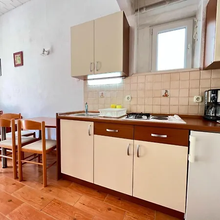 Jure - Ground Floor Studio-apartments Apartment